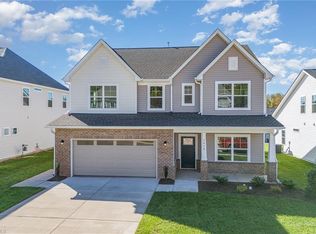 3418 Crimson Wood Dr, Greensboro, NC 27410