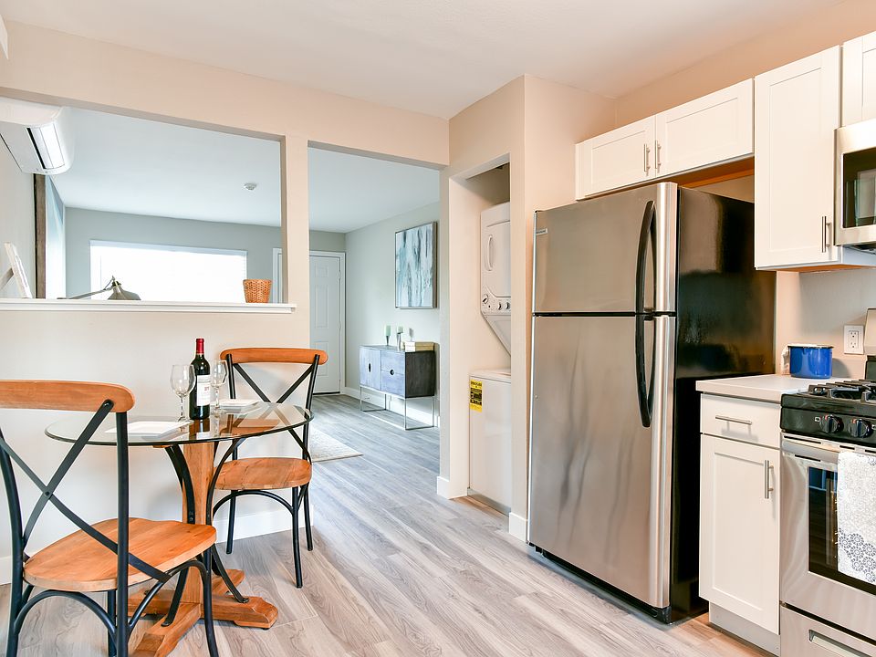 3 bedrooms- Kitchen