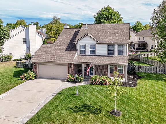 2nd image of 10133 Hawks Lake Dr