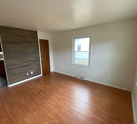Living Area_09112023