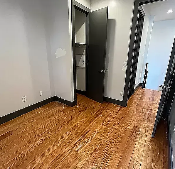 1303 Greene Ave #1A — Photo 5