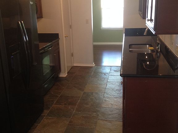 5th image of 179 Villacrest Dr