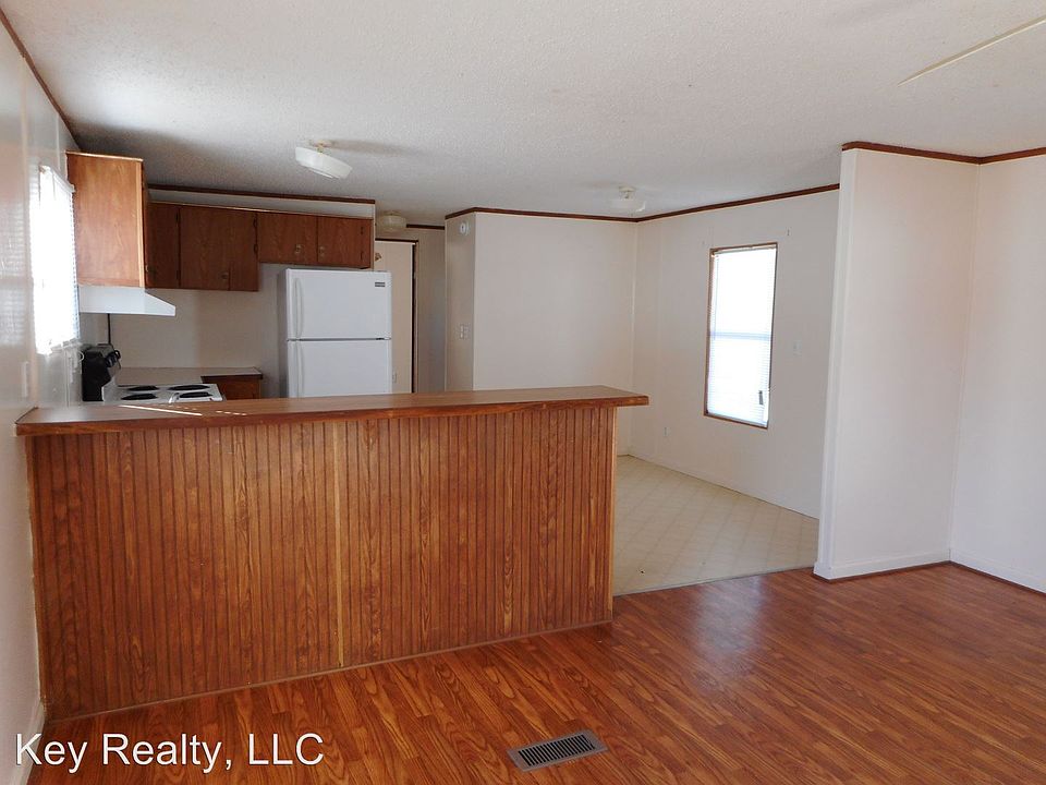 2nd image of 1630 England Dr Lot 4