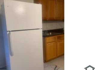 318 Beach 31st St #1F, Far Rockaway, NY 11691