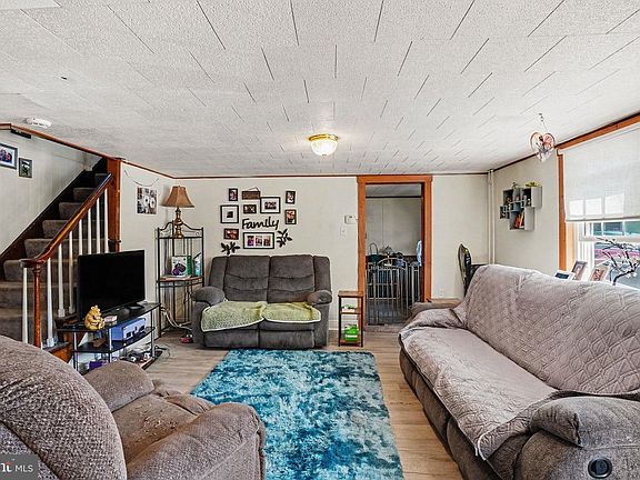 5th image of 229 Northmont Ave