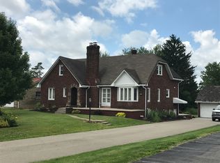 751 Shenango Rd, Beaver Falls, PA 15010