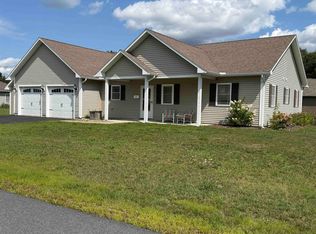200 Dashner Cir, Derby Line, VT 05830
