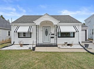 2974 S 52nd St, Milwaukee, WI 53219