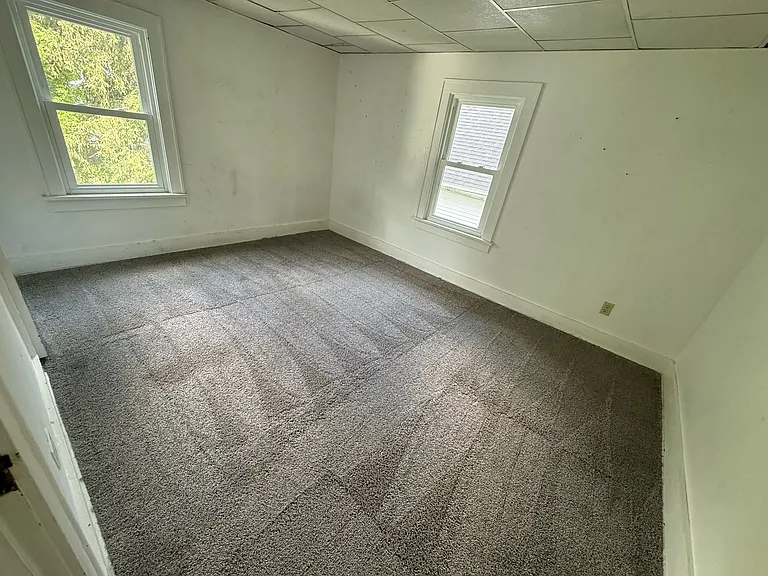 275 Goodview Ave — Photo 29