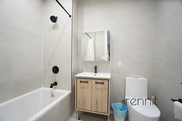 Rented by Rennit Inc. | media 23
