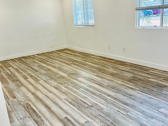 3rd image of 530 E Mariposa St APT 30