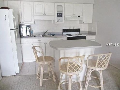 3rd image of 4358 Tahitian Gardens Cir APT B