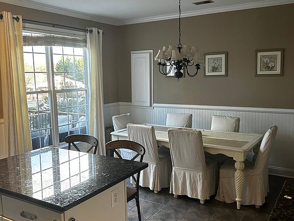 2nd image of 31 Harbour Heights Dr #31