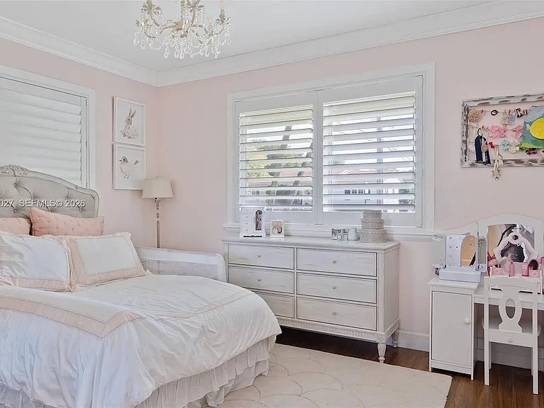 4750 Alhambra Cir — Photo 31