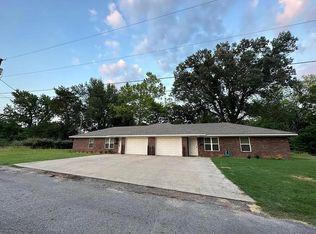 218 Cheek St #101, Mineola, TX 75773