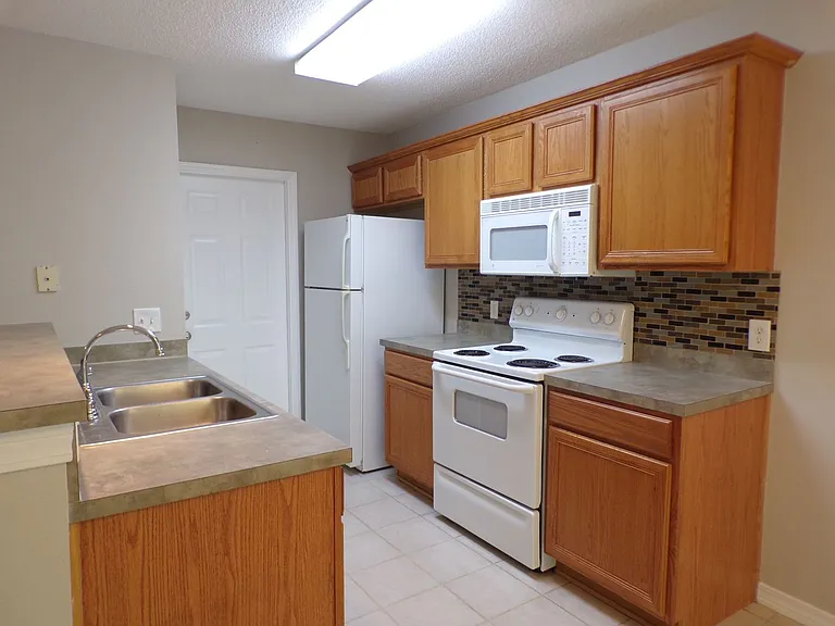 10608 Wilderness Ln — Photo 6