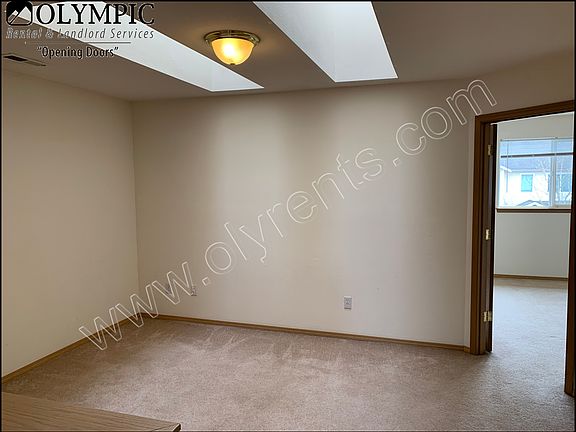 Bonus Room Upstairs_03152019