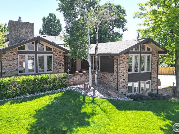 3rd image of 11618 Shoshone Way