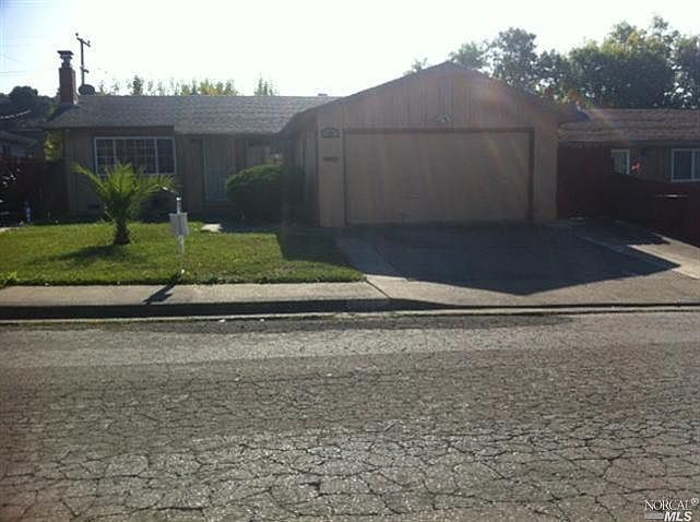 1st image of 1121 Loyola Way