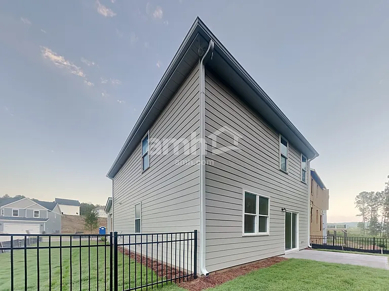 475 Summit View Ln — Photo 31