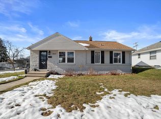 3503 N 97th Pl, Milwaukee, WI