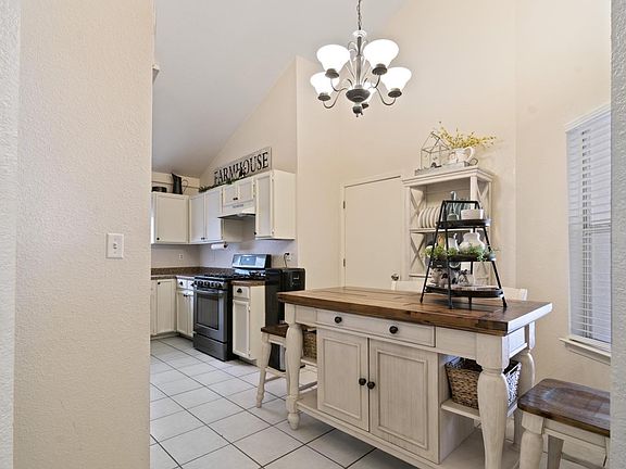 4th image of 12065 El Greco Cir