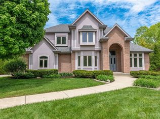 706 Brookmeade Ct, Dayton, OH 45434