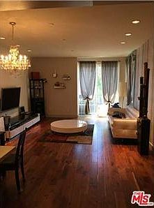3rd image of 848 S Irolo St #107