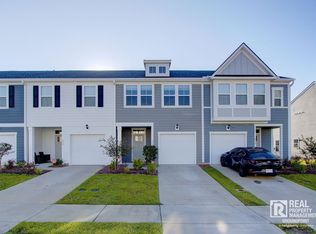 432 Trotters Ln, Moncks Corner, SC 29461
