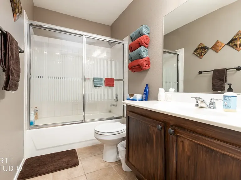 835 Mesquite Springs Dr #201 — Photo 18