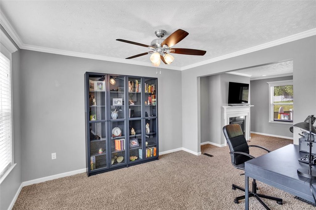 130 Naughton Cir, Evans City, PA - View 6