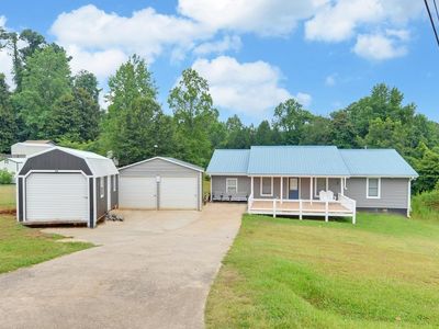 1208 Lovers Ln, Toccoa, GA, 30577