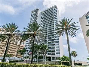 3140 S Ocean Dr #305