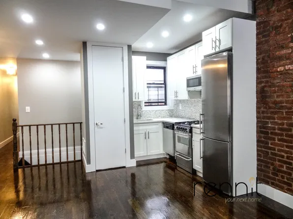 205 Street James' Place image 5 of 26