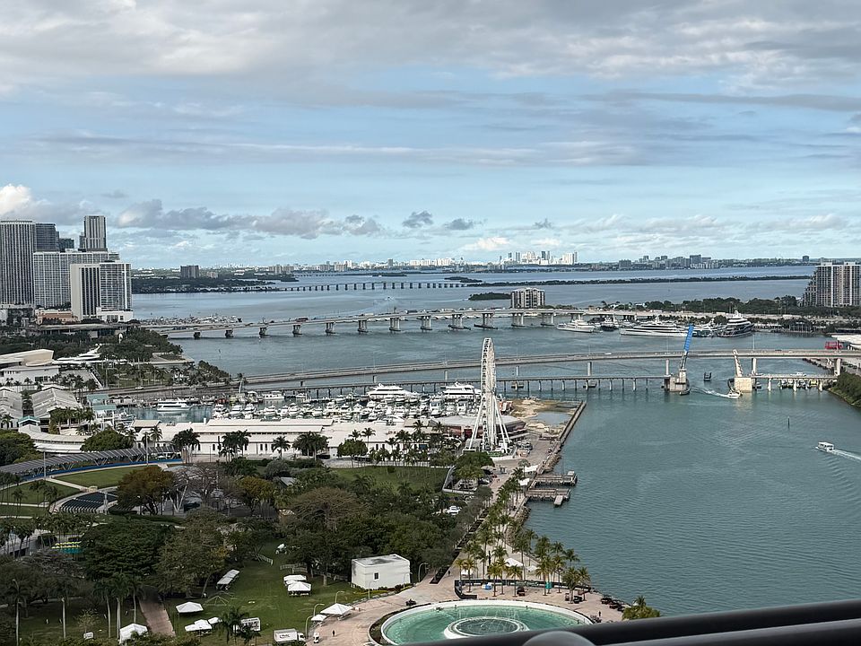 1st image of 325 S Biscayne Blvd #4106