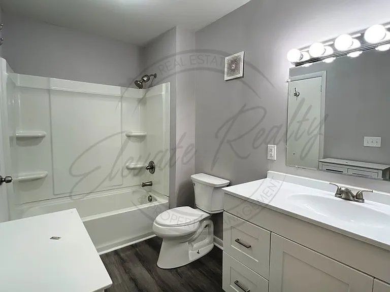 555 N Dupont Ave #C53 — Photo 28