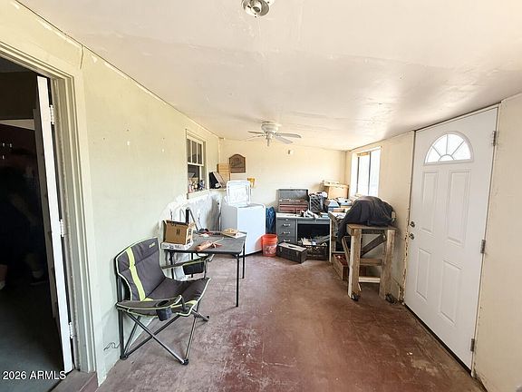 2nd image of 109 N LOS ROBLES Drive