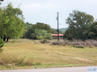 15380 Cranes Mill Rd, Canyon Lake, TX 78133