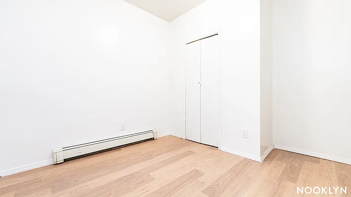 Rented by Nooklyn NYC LLC | media 13