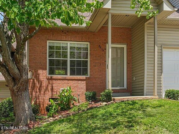 3rd image of 8819 Percy Way