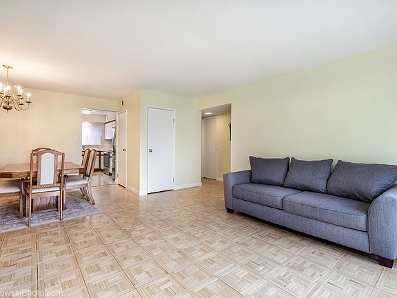 3rd image of 9448 Bay Colony Dr APT 3S