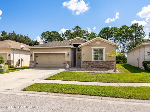 416 Winthrop Dr, Spring Hill, FL 34609