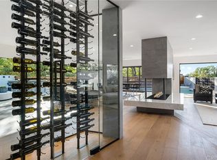 4061 Sapphire Dr, Encino, CA 91436