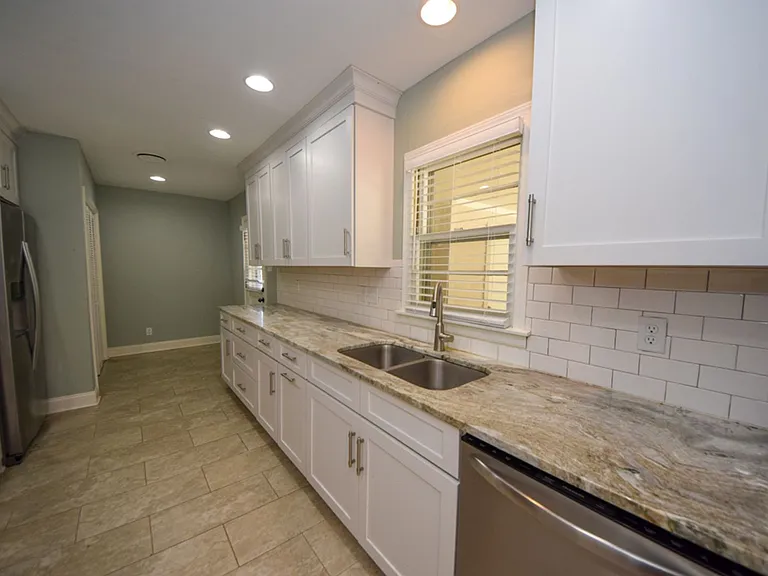 5156 Princeton Rd — Photo 9