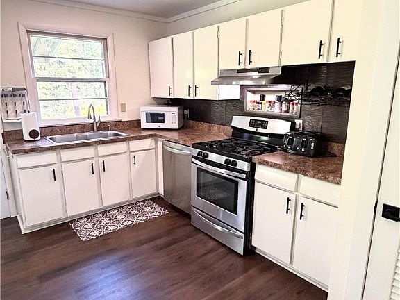 3rd image of 117 Dryden Harford Rd