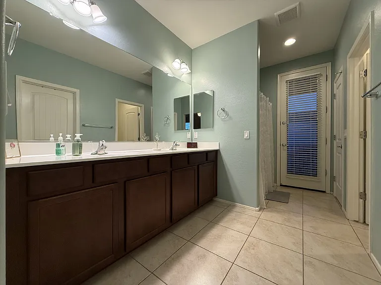 17717 W Mandalay Ln — Photo 31