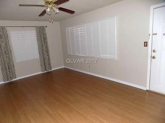 3rd image of 644 Blackmore Dr