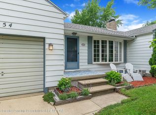 1354 W Webb Rd, Dewitt, MI 48820