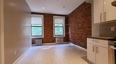 Rented by Matthew Gros-Werter, LREB 