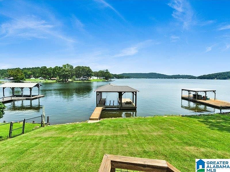 1st image of 1496 Rivercrest Dr #0
